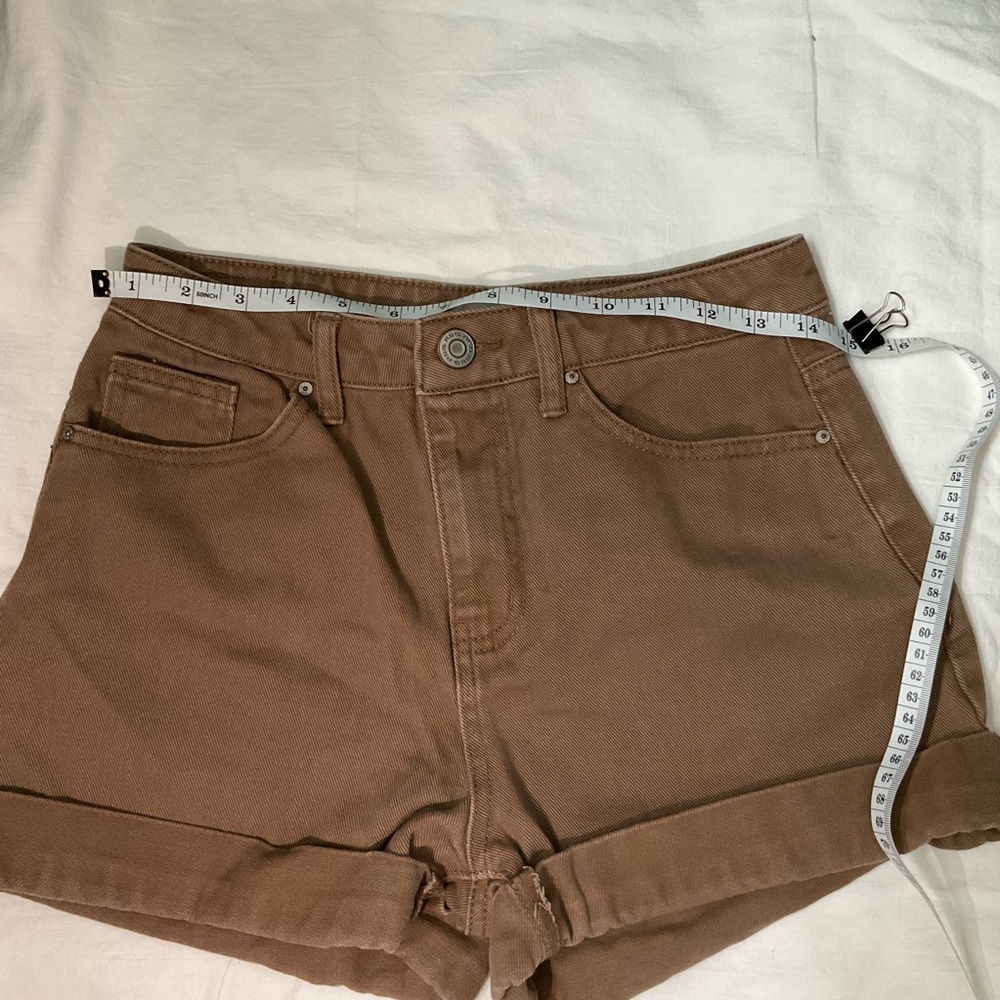 RSQ High Waist Tan Shorts - Picture 3 of 6
